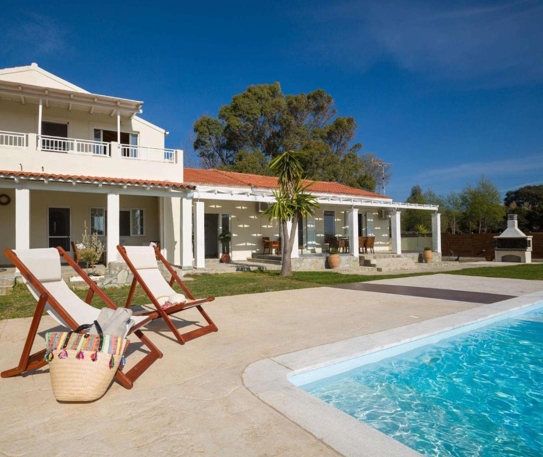 Villa Helena By Vintage Travel à Halikounas Extérieur photo
